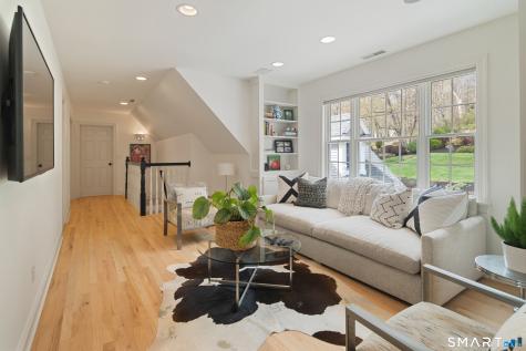 8 Kimberly Court Ridgefield CT 06877