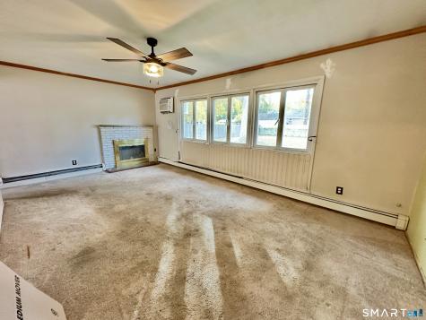 265 Green Manor Terrace Windsor Locks CT 06096