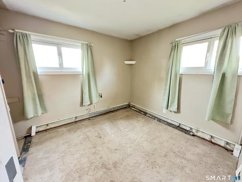 265 Green Manor Terrace Windsor Locks CT 06096