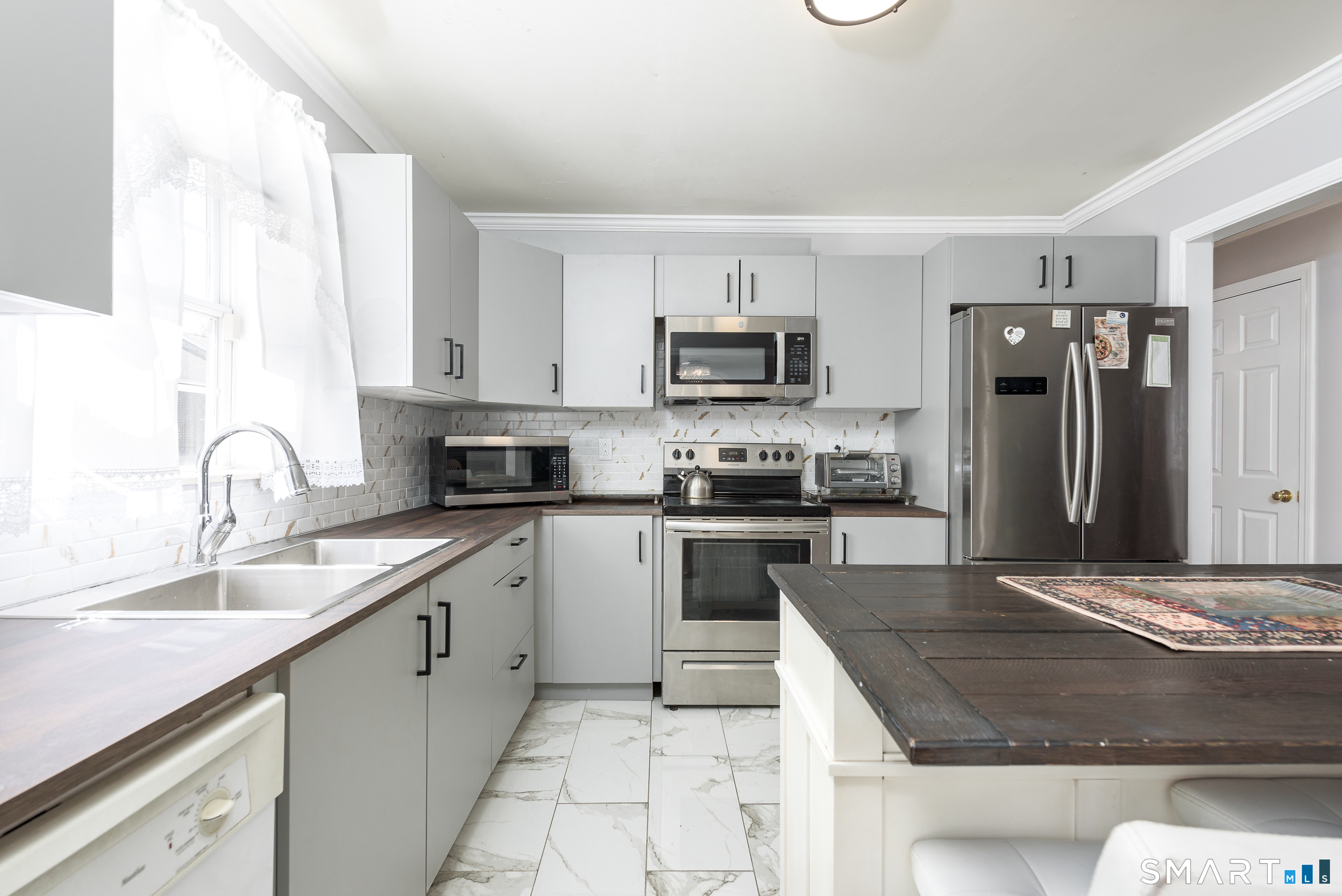 239 Fairfield Avenue Waterbury CT 06708