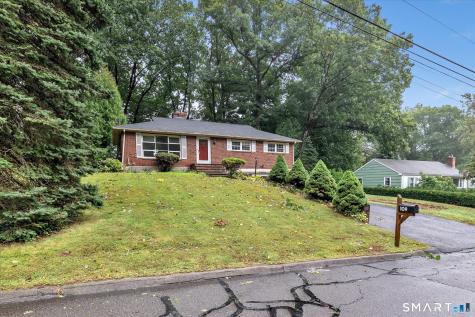 109 Woolsley Avenue Trumbull CT 06611