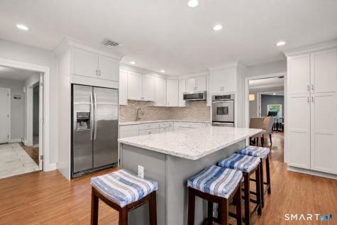 118 Davenport Ridge Lane Stamford CT 06903