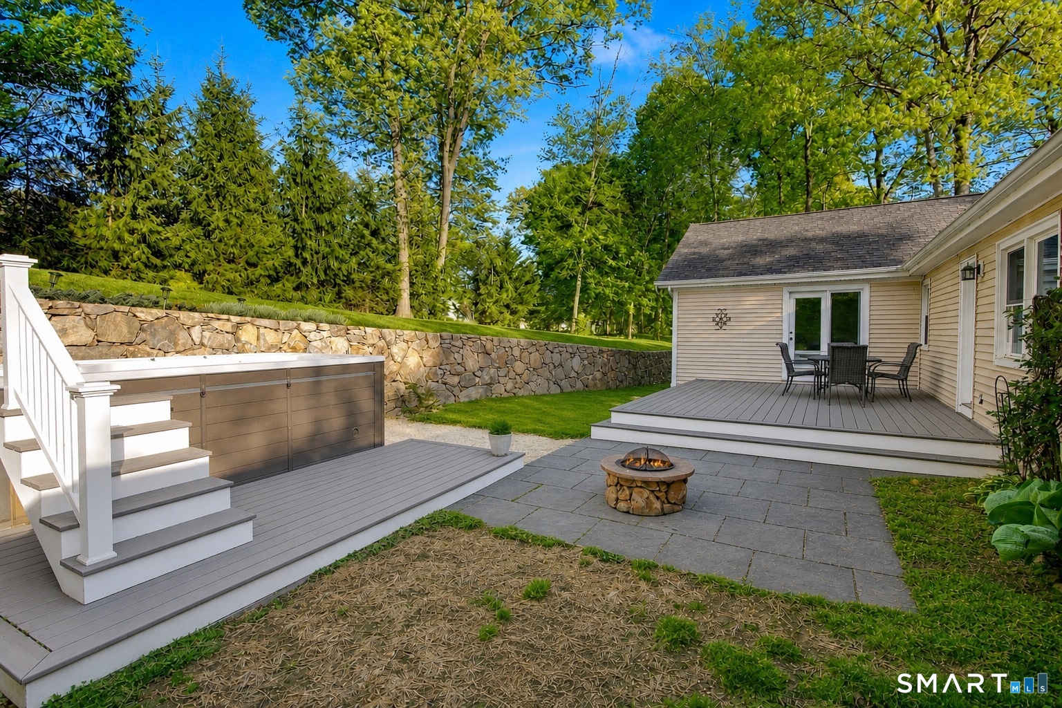 118 Davenport Ridge Lane Stamford CT 06903