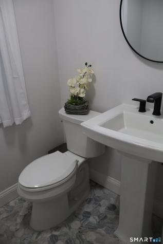 120 Robin Road West Hartford CT 06119