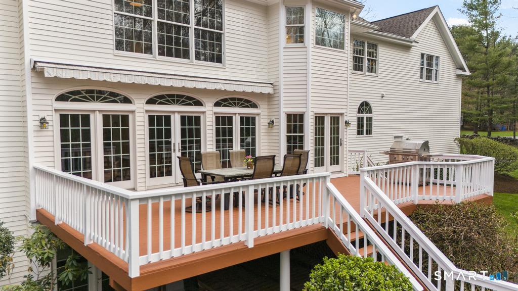 8 Maplewood Lane Wilton CT 06897