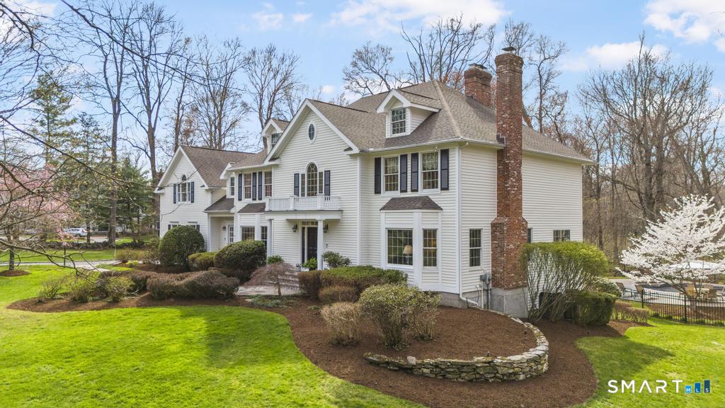 8 Maplewood Lane Wilton CT 06897