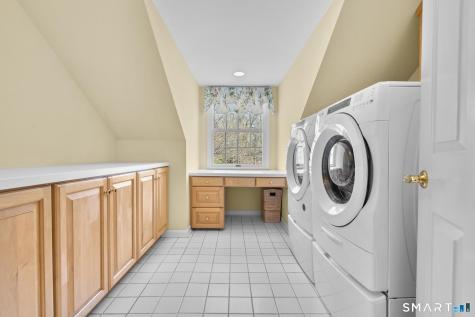 8 Maplewood Lane Wilton CT 06897