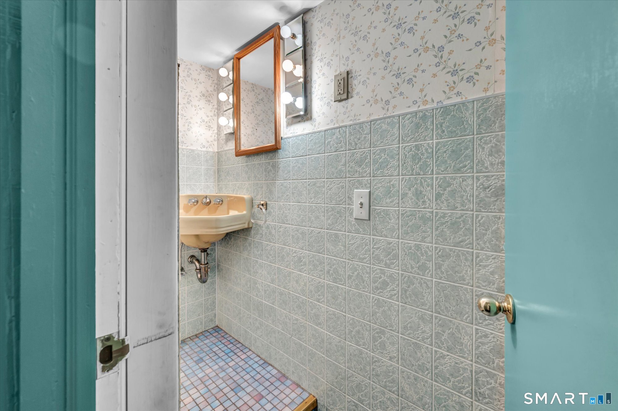 495 Ridge Road Middletown CT 06457