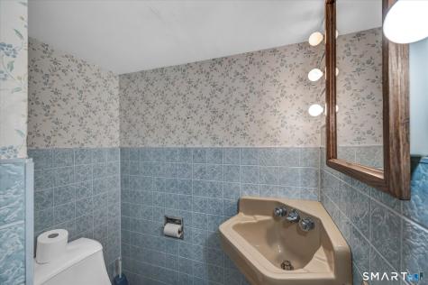 495 Ridge Road Middletown CT 06457