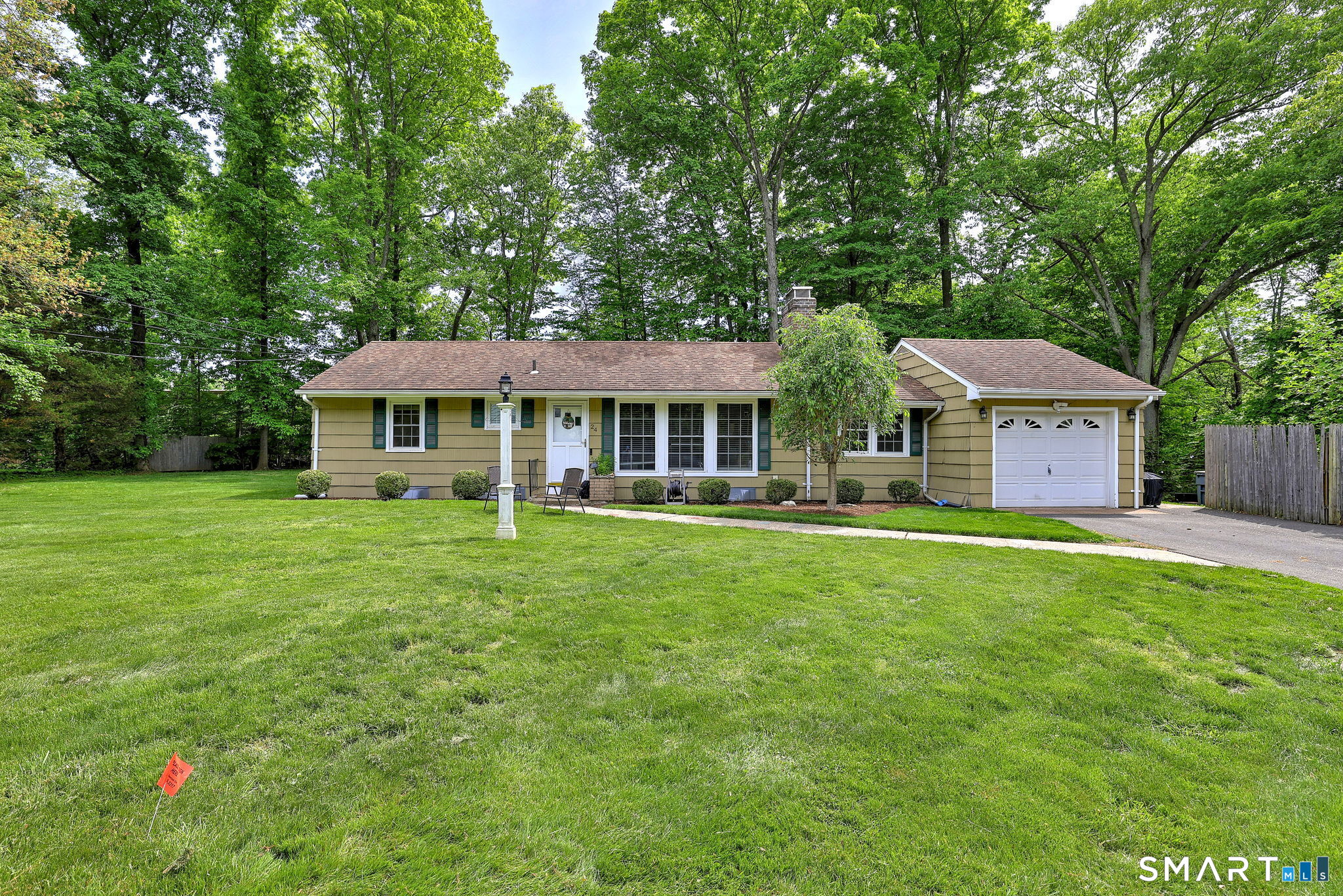 24 Hubbard Road North Branford CT 06471