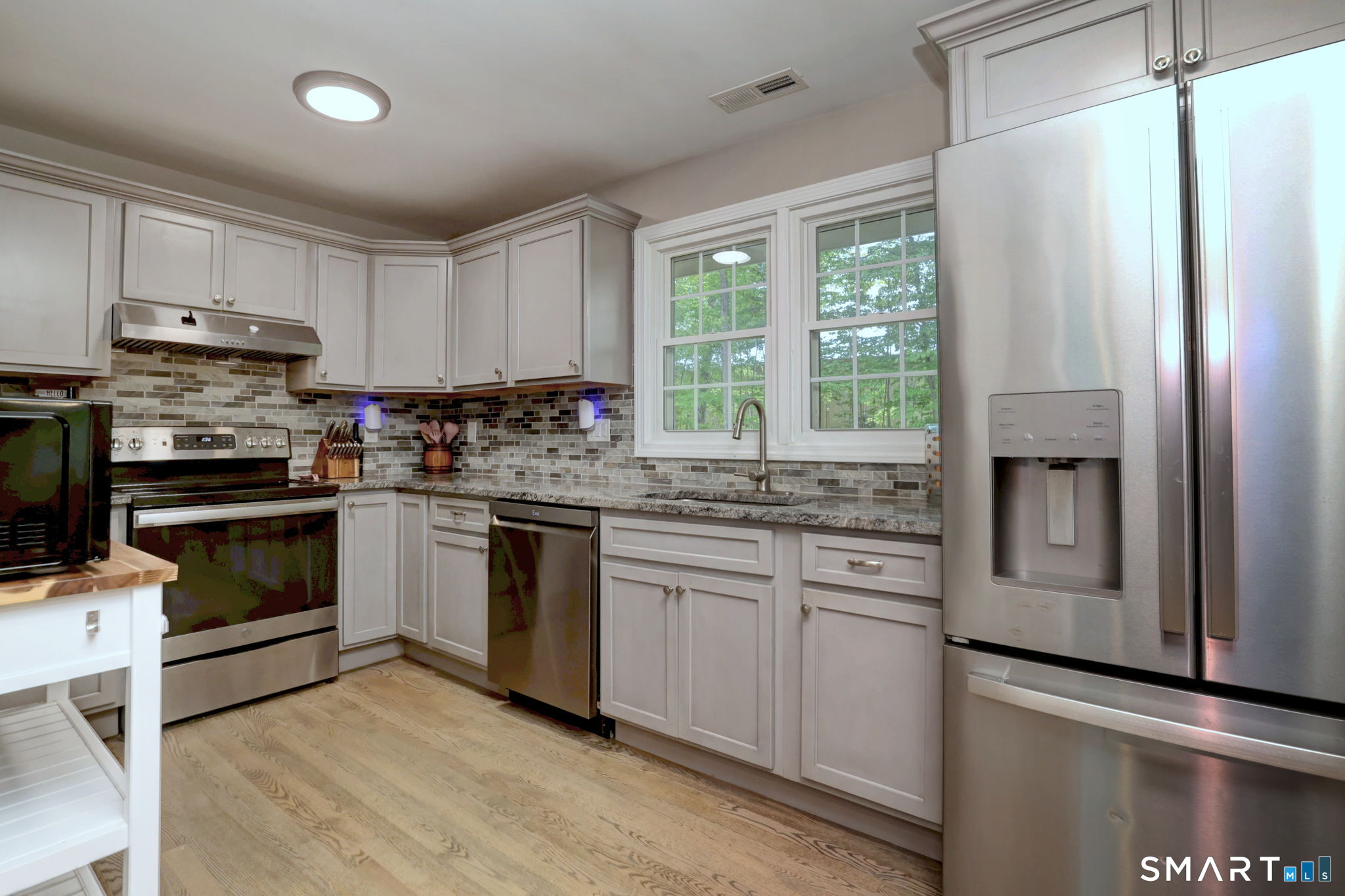 24 Hubbard Road North Branford CT 06471
