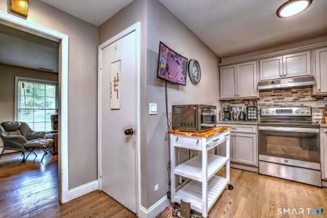 24 Hubbard Road North Branford CT 06471