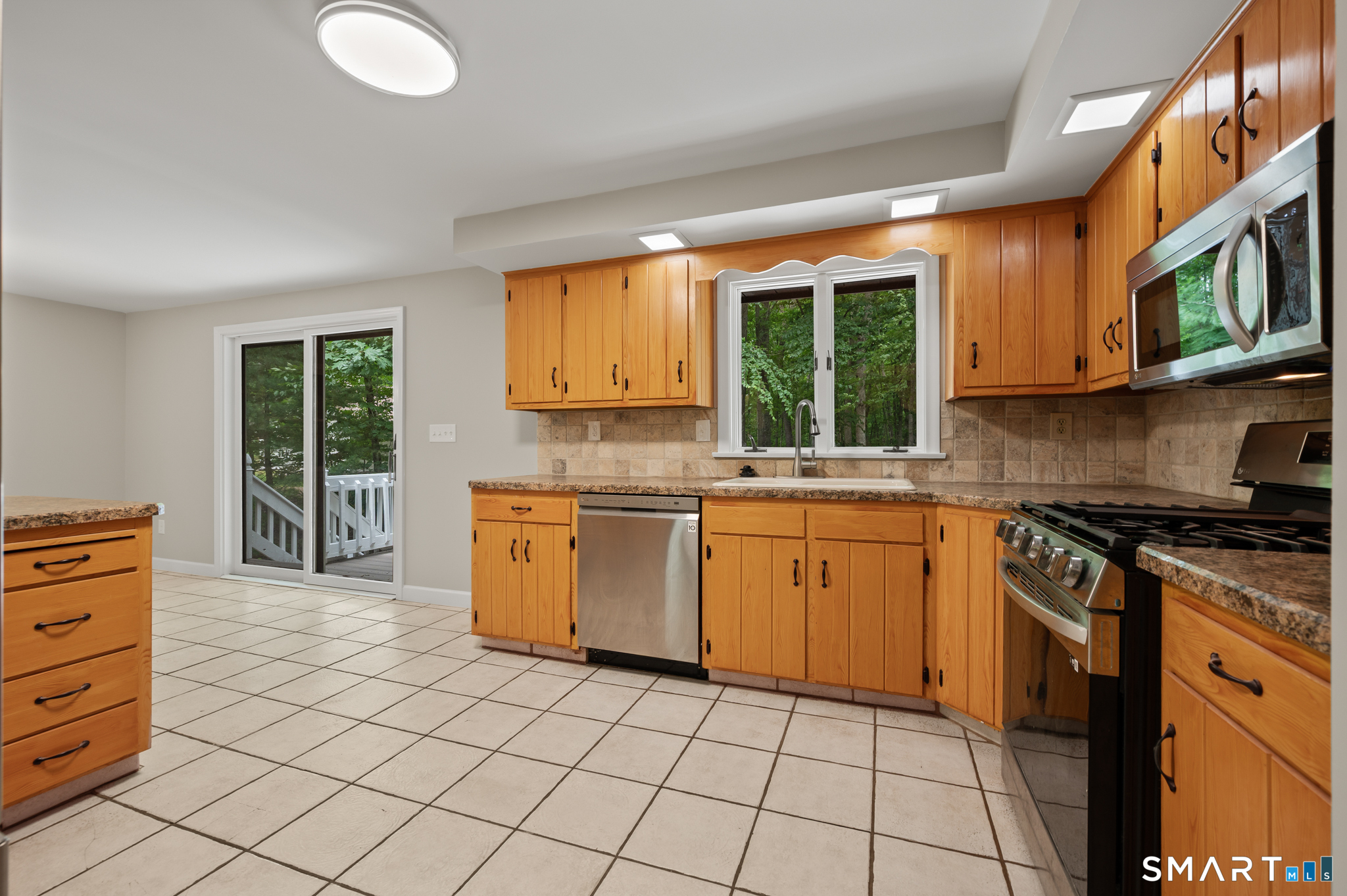 379 Riley Mountain Road Coventry CT 06238