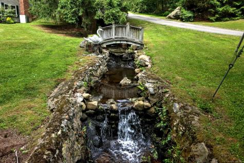 1144 Amity Road Bethany CT 06524