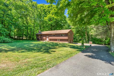122 Fresh Meadow Drive Trumbull CT 06611