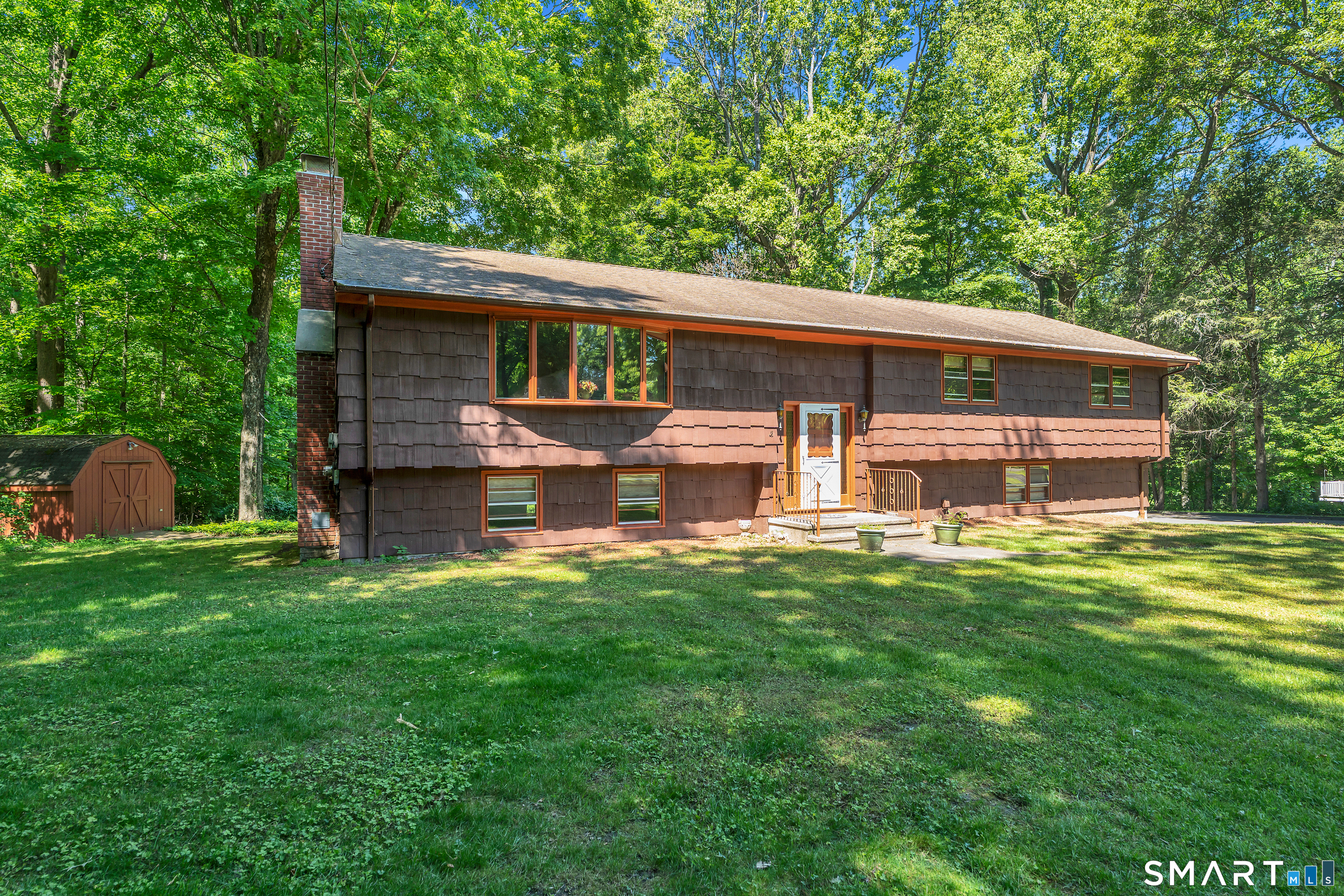 122 Fresh Meadow Drive Trumbull CT 06611
