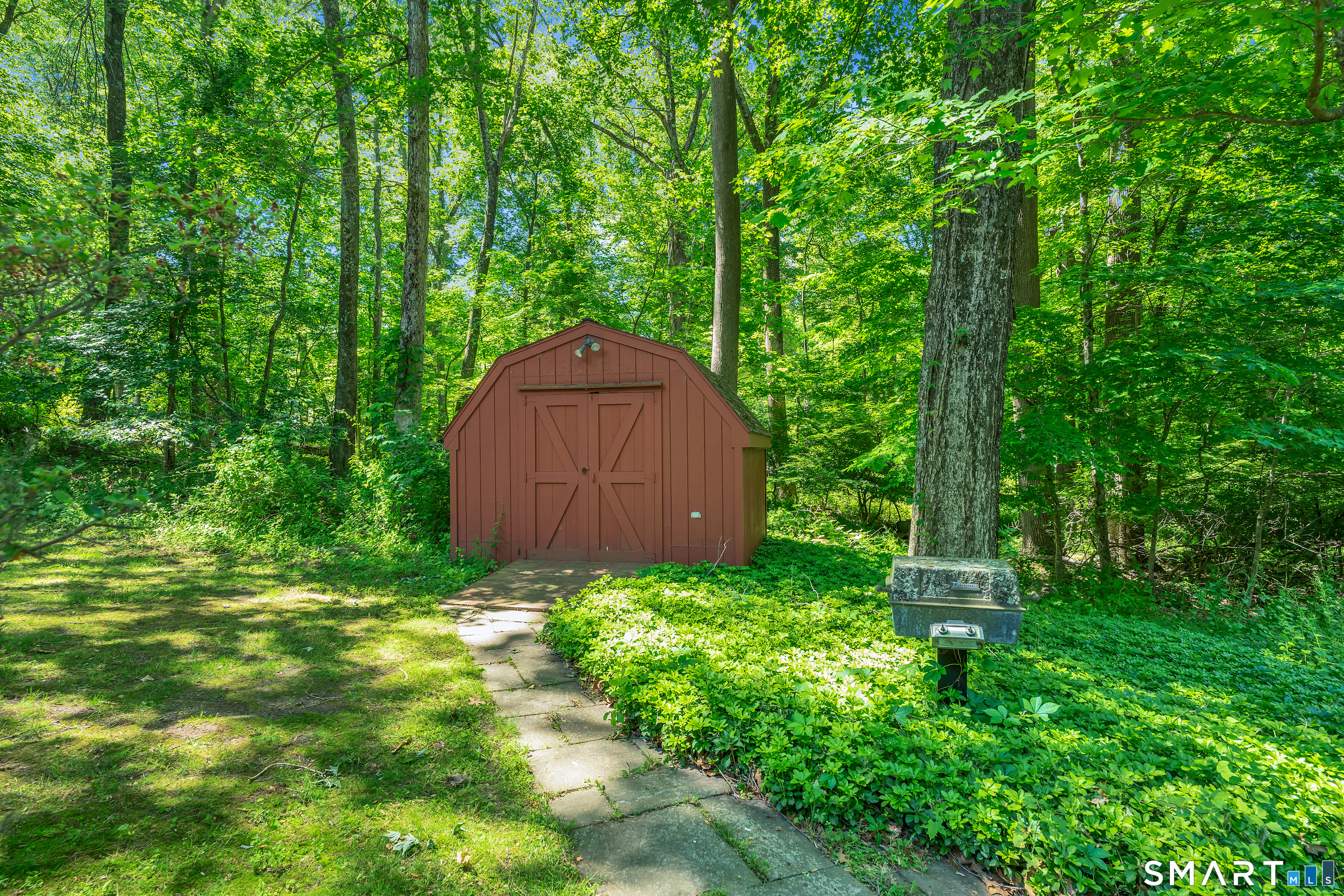 122 Fresh Meadow Drive Trumbull CT 06611