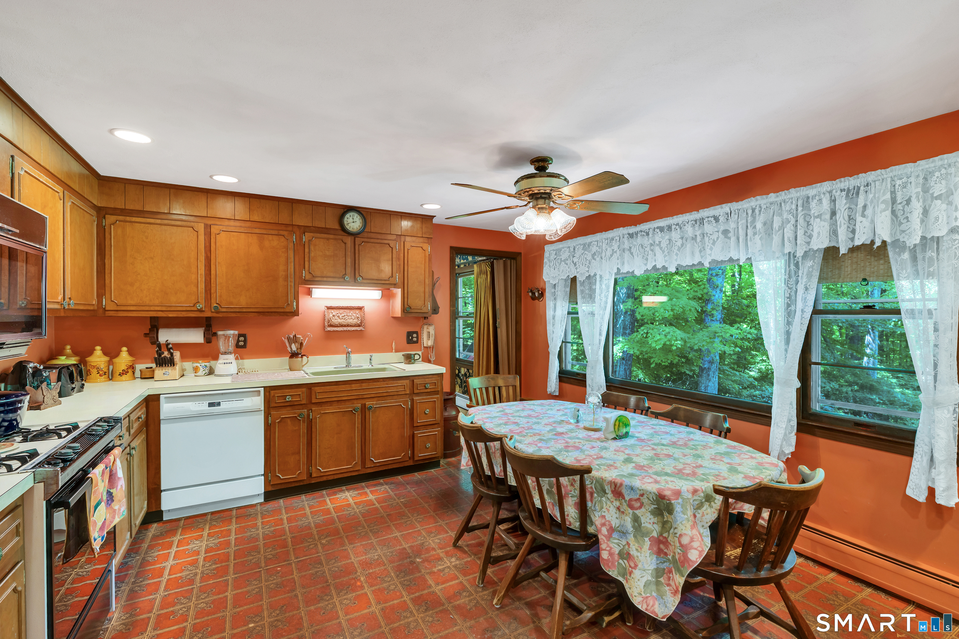 122 Fresh Meadow Drive Trumbull CT 06611