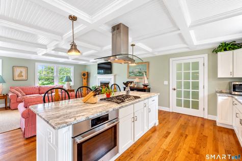 8 Montauk Avenue Stonington CT 06378