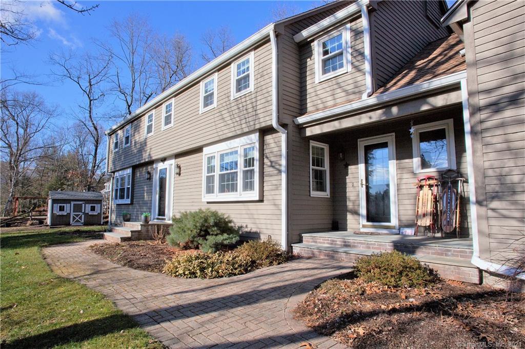 9 Somerset Lane Simsbury CT 06070