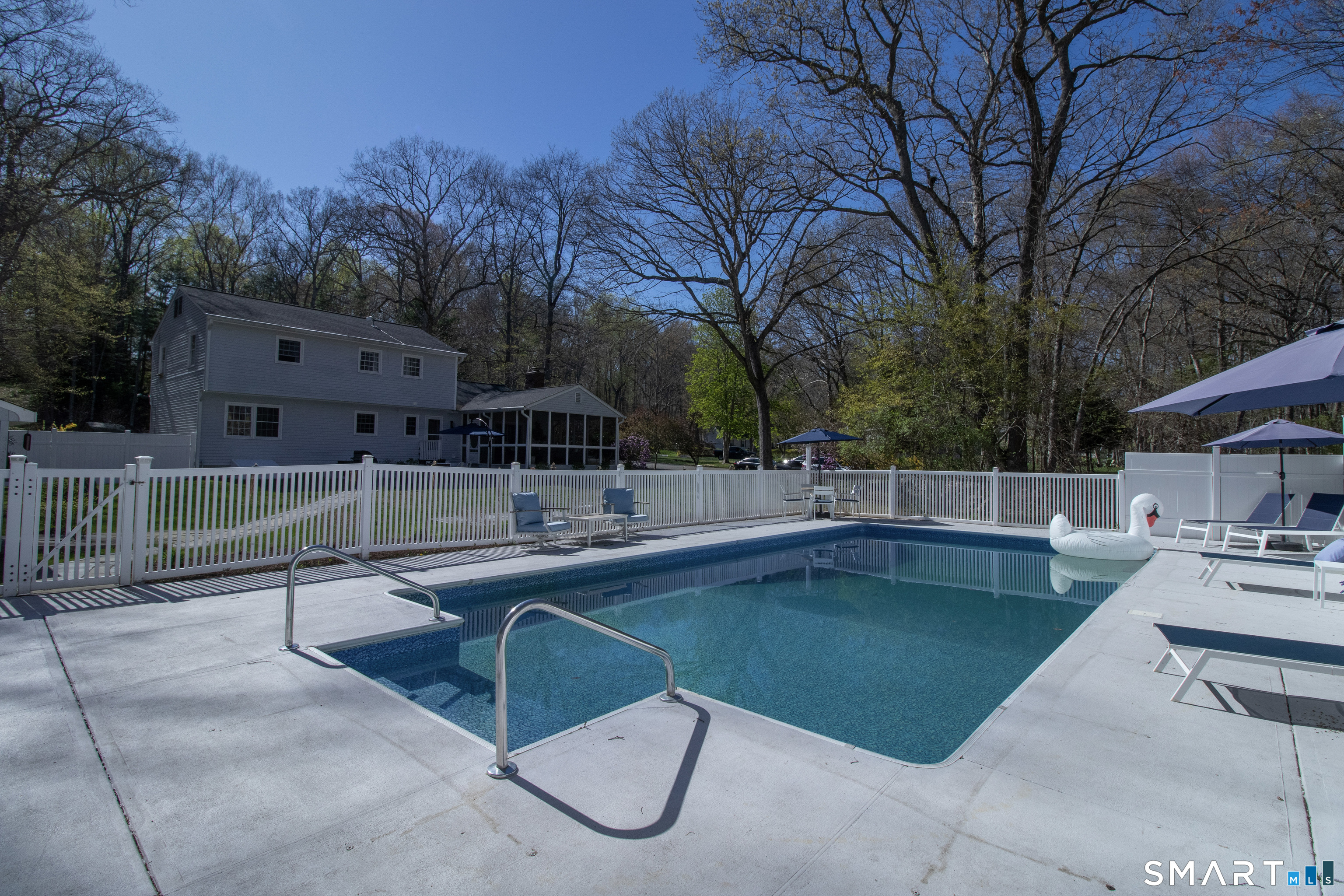 217 Stonehedge Lane Guilford CT 06437