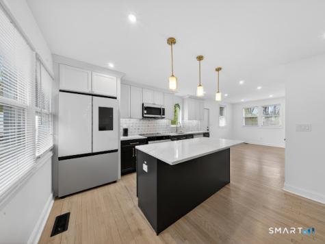 20 Oakridge Road Trumbull CT 06611