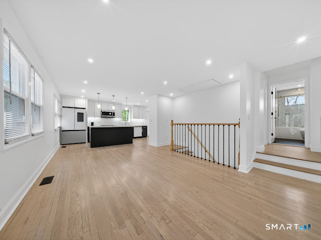 20 Oakridge Road Trumbull CT 06611