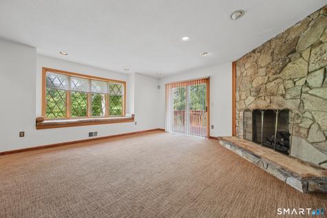 547 Simsbury Road Bloomfield CT 06002