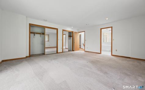 547 Simsbury Road Bloomfield CT 06002