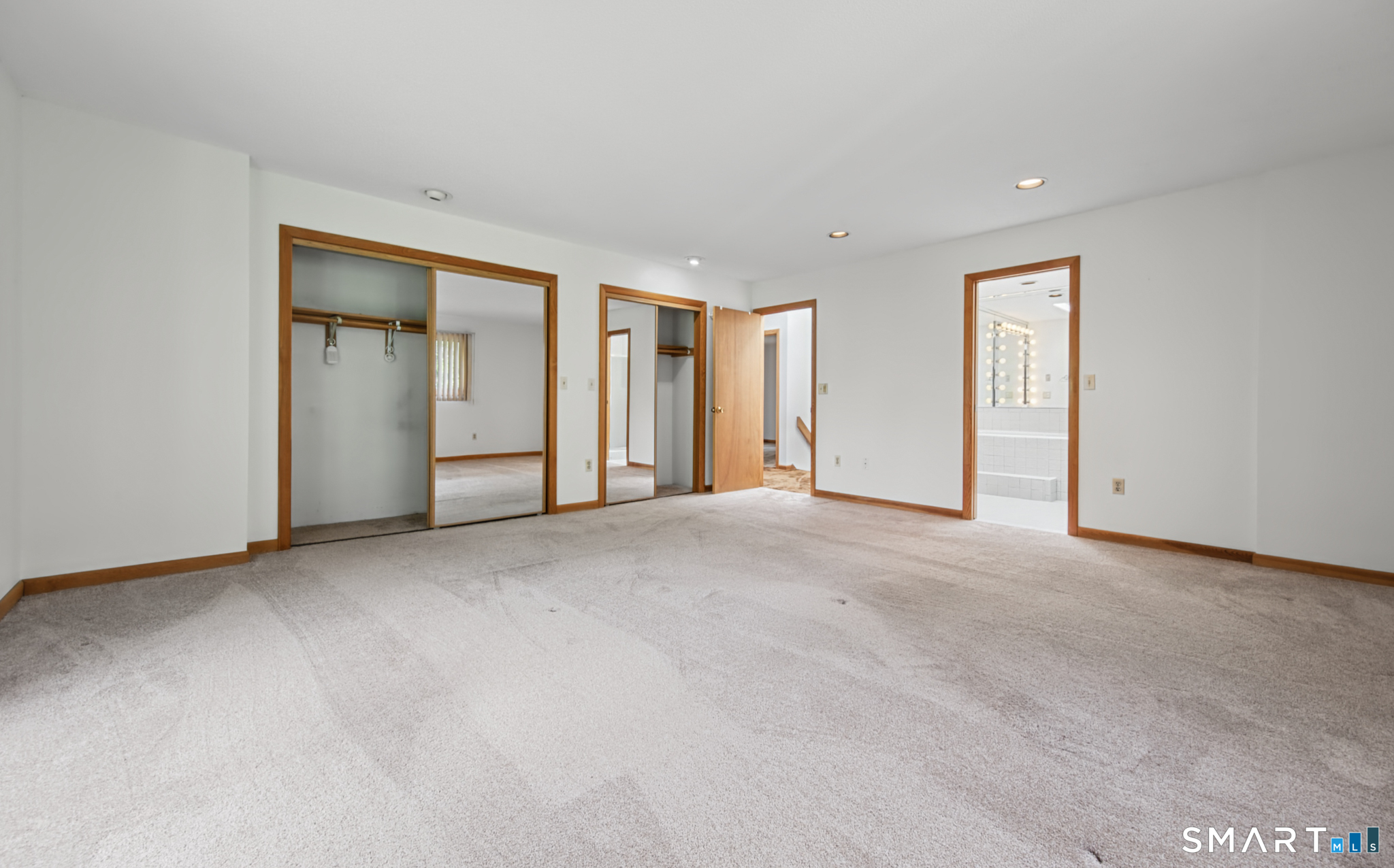 547 Simsbury Road Bloomfield CT 06002