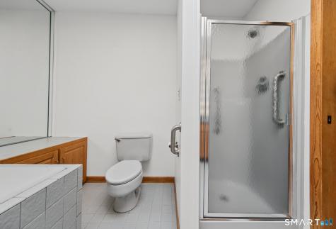 547 Simsbury Road Bloomfield CT 06002
