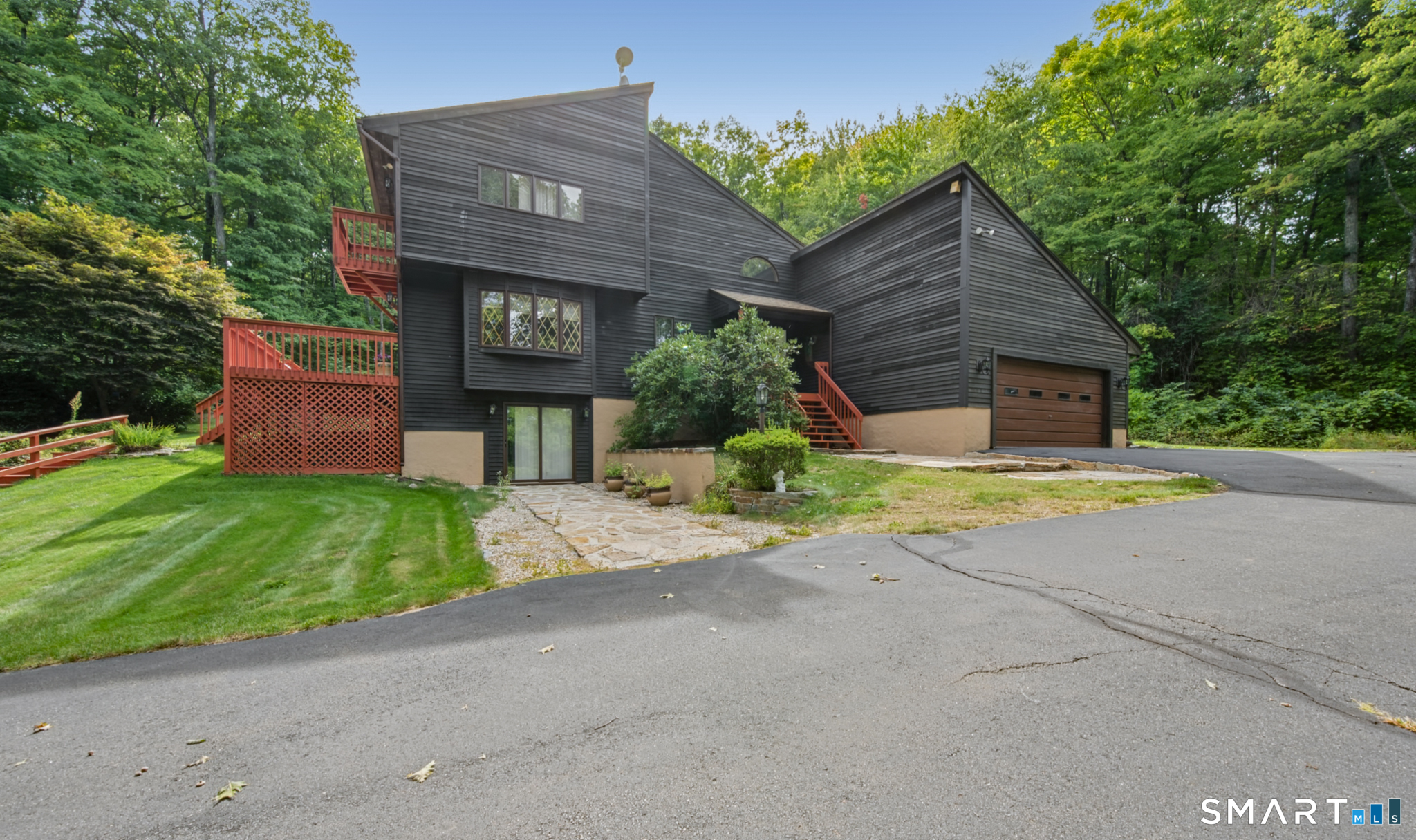 547 Simsbury Road Bloomfield CT 06002
