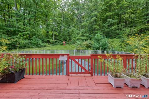 547 Simsbury Road Bloomfield CT 06002