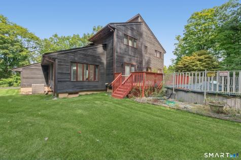547 Simsbury Road Bloomfield CT 06002