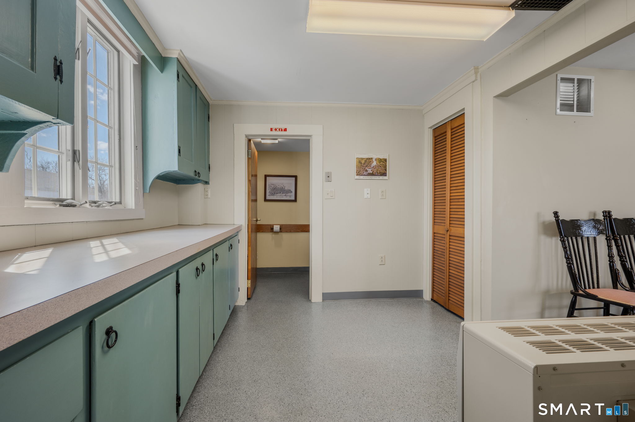 6 Hatch Street Stonington CT 06378