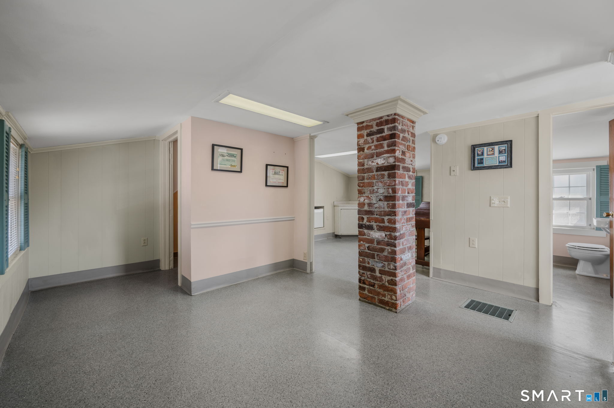 6 Hatch Street Stonington CT 06378