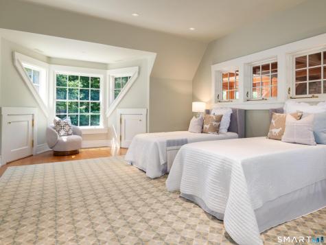 700 North Wilton Road New Canaan CT 06840