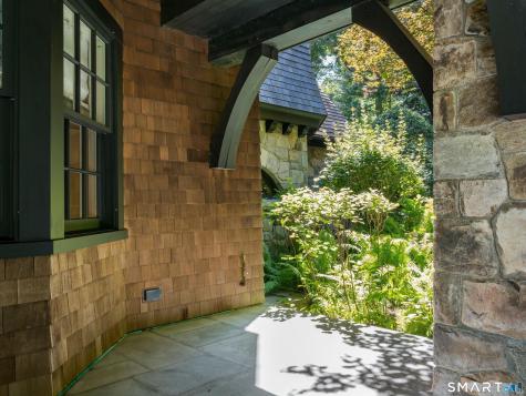 700 North Wilton Road New Canaan CT 06840