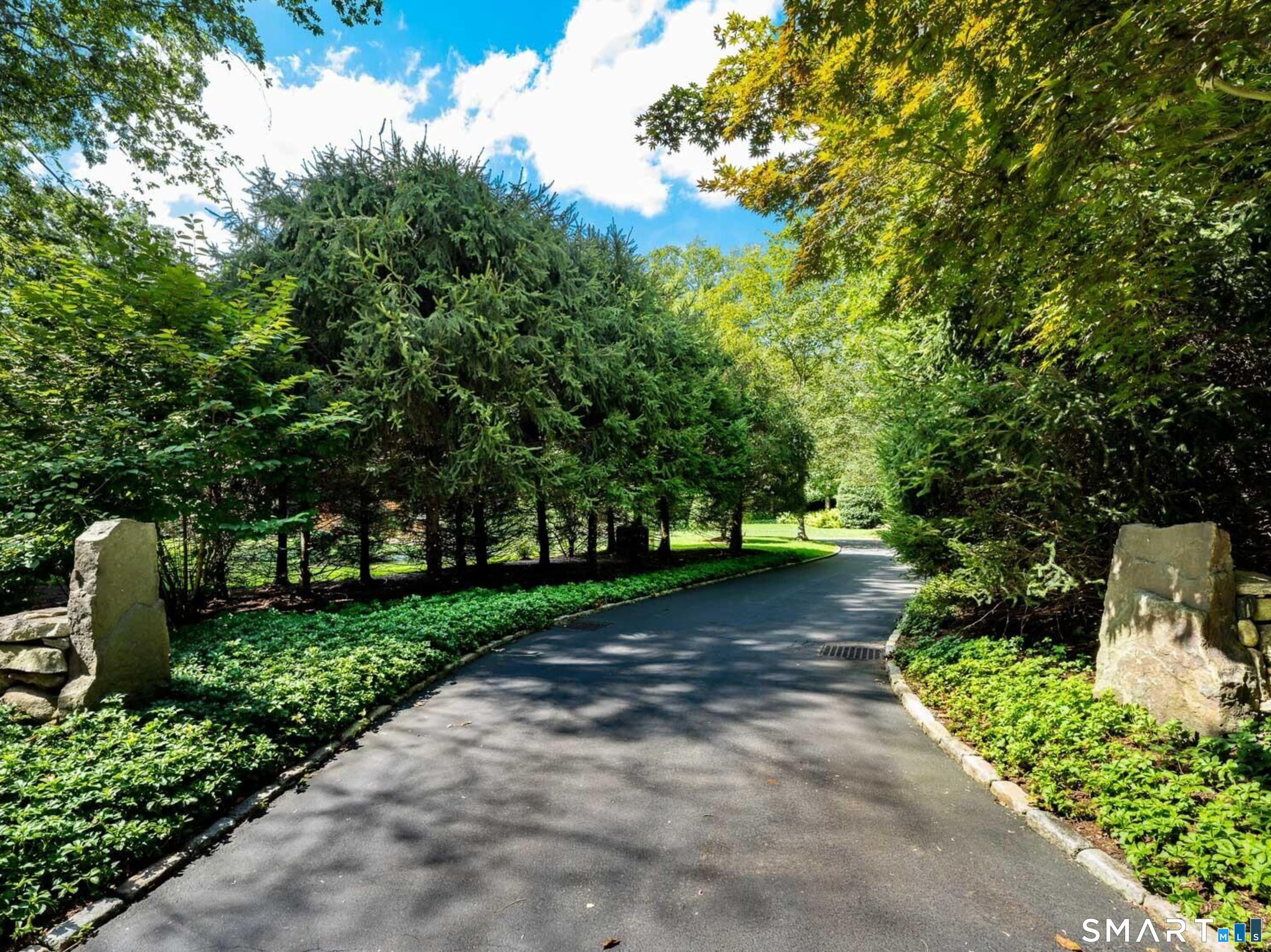 700 North Wilton Road New Canaan CT 06840