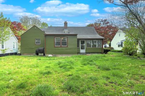 59 Hayward Road Hamden CT 06514