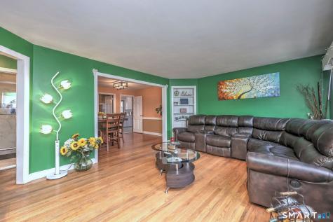 59 Hayward Road Hamden CT 06514