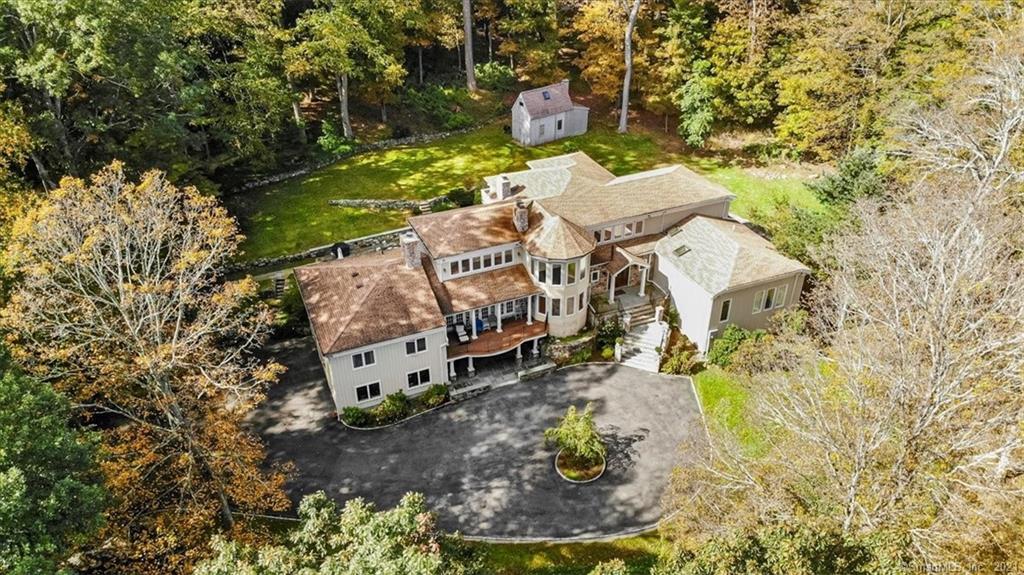 628 Valley Road New Canaan CT 06840