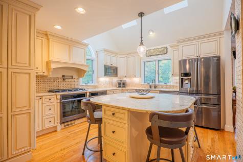 367 Cedarwood Drive Orange CT 06477