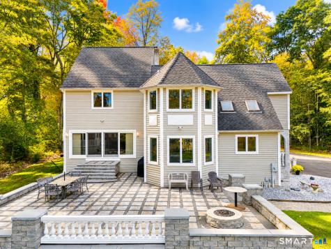 367 Cedarwood Drive Orange CT 06477