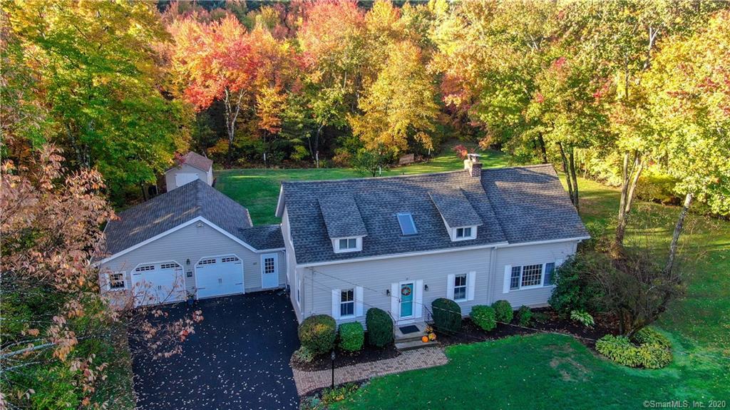 69 Plank Hill Road Simsbury CT 06070