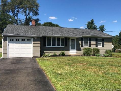 6 Birch Road Brookfield CT 06804