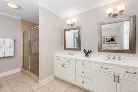 2 Mccrea Lane Darien CT 06820