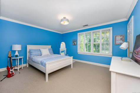 2 Mccrea Lane Darien CT 06820