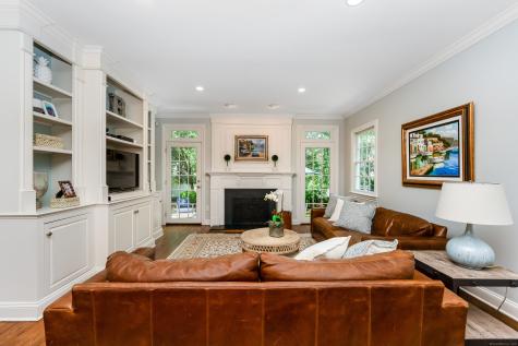 2 Mccrea Lane Darien CT 06820