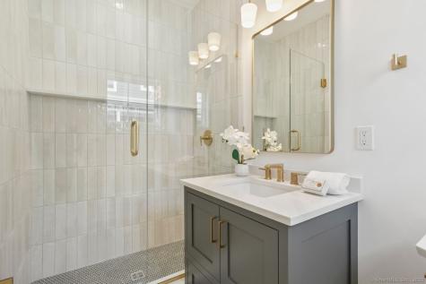 345 Reef Road Fairfield CT 06824